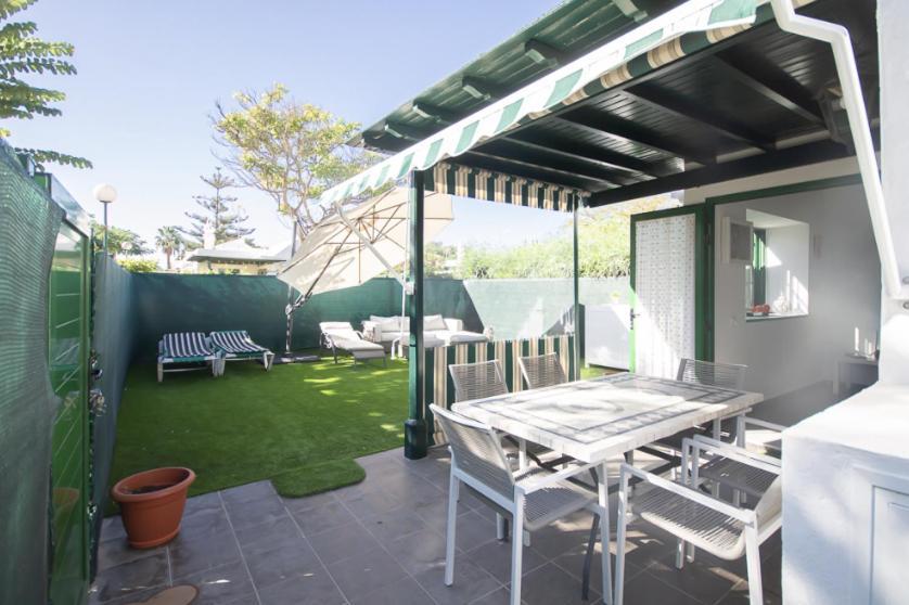Charming Bungalow With Private Garden Маспаломас Екстериор снимка